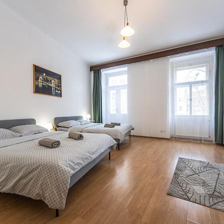 Wenceslas Square 2 Bedroom Apartment ปราก ภายนอก รูปภาพ
